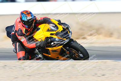 media/Jan-08-2022-SoCal Trackdays (Sat) [[1ec2777125]]/Turn 15 Inside (950am)/